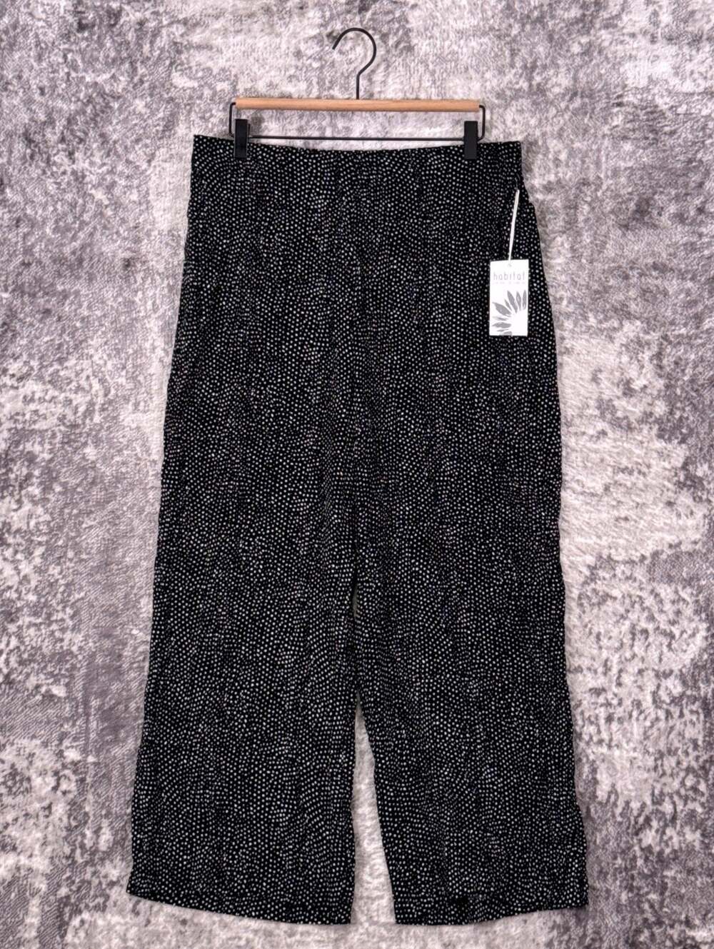 New Habitat Clothes To Live In Large Womens Spotted Pull On Cropped Straight Leg
